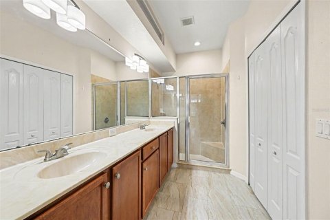 Townhouse in Riverview, Florida 2 bedrooms, 143.26 sq.m. № 2390964 - photo 18