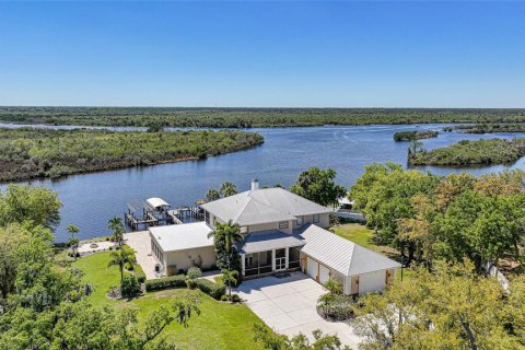 Villa ou maison à vendre à Arcadia, Floride: 5 chambres, 492.66 m2 № 2094403 - photo 3