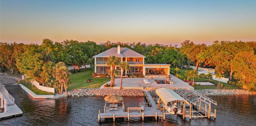 Villa ou maison à Arcadia, Floride 5 chambres, 492.66 m2 № 2094403