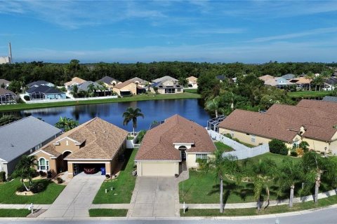 Villa ou maison à vendre à Holiday, Floride: 3 chambres, 163.32 m2 № 1913748 - photo 1