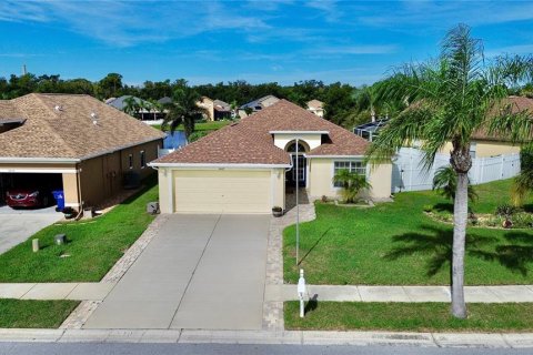 Villa ou maison à vendre à Holiday, Floride: 3 chambres, 163.32 m2 № 1913748 - photo 4