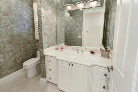 House in Wellington, Florida 4 bedrooms, 301.47 sq.m. № 2158338 - photo 26