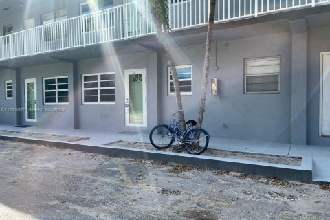 Condo à Dania Beach, Floride, 1 chambre  № 2038474