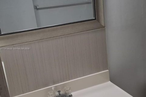 Copropriété à vendre à Dania Beach, Floride: 1 chambre, 65.03 m2 № 2038474 - photo 5
