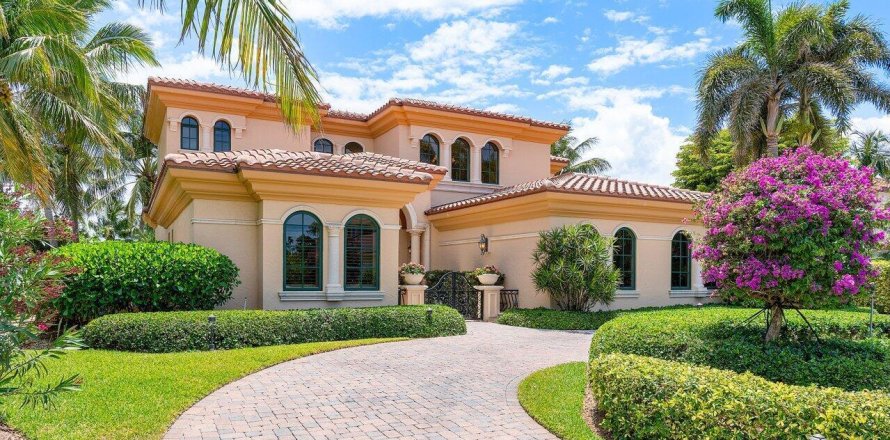 Casa en Stuart, Florida 4 dormitorios, 496.1 m2 № 1159496