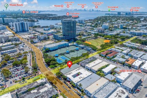 Propiedad comercial en venta en Miami Beach, Florida № 1985553 - foto 15