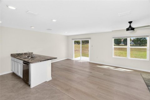 House in Alachua, Florida 4 bedrooms, 130.53 sq.m. № 2197039 - photo 8