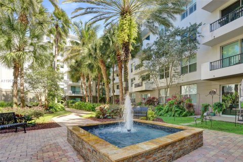 Copropriété à vendre à Fort Lauderdale, Floride: 2 chambres, 128.95 m2 № 2029151 - photo 18