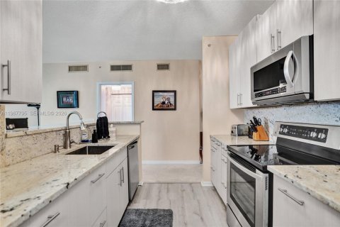 Copropriété à vendre à Fort Lauderdale, Floride: 2 chambres, 128.95 m2 № 2029151 - photo 6
