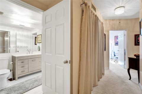 Copropriété à vendre à Fort Lauderdale, Floride: 2 chambres, 128.95 m2 № 2029151 - photo 13