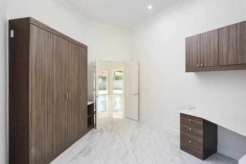 Villa ou maison à vendre à West Palm Beach, Floride: 3 chambres, 151.62 m2 № 2268359 - photo 13