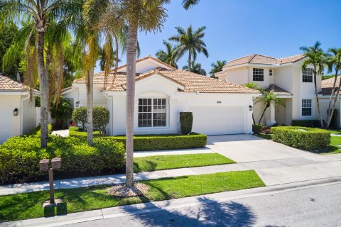 Villa ou maison à vendre à West Palm Beach, Floride: 3 chambres, 151.62 m2 № 2268359 - photo 2