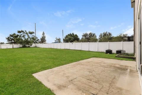 House in Dade City, Florida 4 bedrooms, 227.61 sq.m. № 1840427 - photo 14