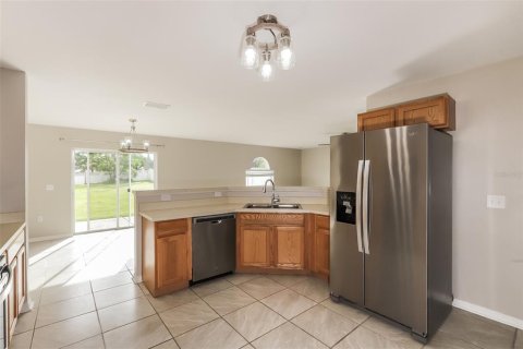 House in Dade City, Florida 4 bedrooms, 227.61 sq.m. № 1840427 - photo 6