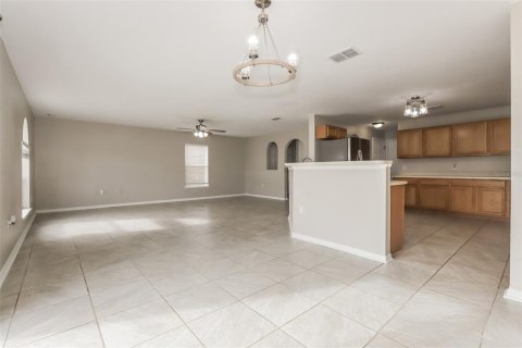 House in Dade City, Florida 4 bedrooms, 227.61 sq.m. № 1840427 - photo 2