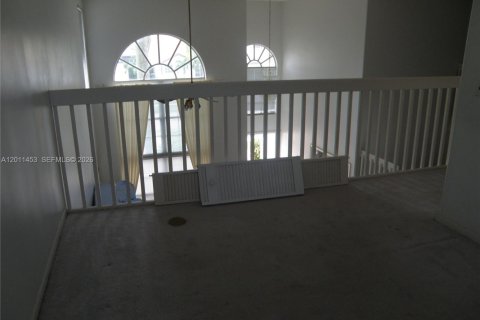 Villa ou maison à vendre à Pembroke Pines, Floride: 4 chambres, 226.31 m2 № 2075419 - photo 6