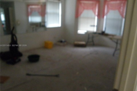 Villa ou maison à vendre à Pembroke Pines, Floride: 4 chambres, 226.31 m2 № 2075419 - photo 5