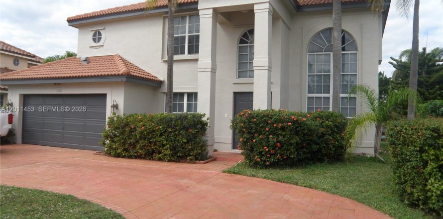 Villa ou maison à Pembroke Pines, Floride 4 chambres, 226.31 m2 № 2075419