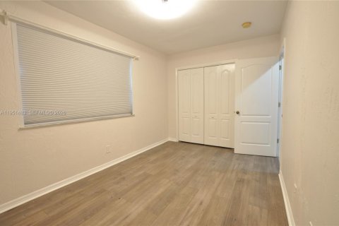 Casa en alquiler en Pinecrest, Florida, 3 dormitorios, 231.14 m2 № 2010627 - foto 15