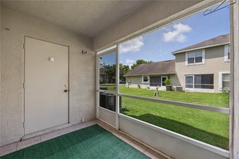 Townhouse in Kissimmee, Florida 3 bedrooms, 135.64 sq.m. № 1910515 - photo 20