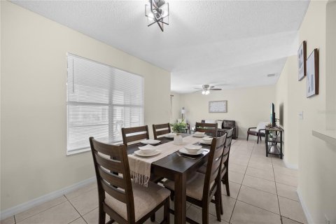 Townhouse in Kissimmee, Florida 3 bedrooms, 135.64 sq.m. № 1910515 - photo 12