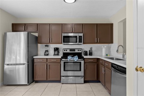 Townhouse in Kissimmee, Florida 3 bedrooms, 135.64 sq.m. № 1910515 - photo 5