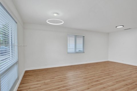 Appartement à louer à Fort Lauderdale, Floride: 3 chambres, 130.06 m2 № 2051159 - photo 12