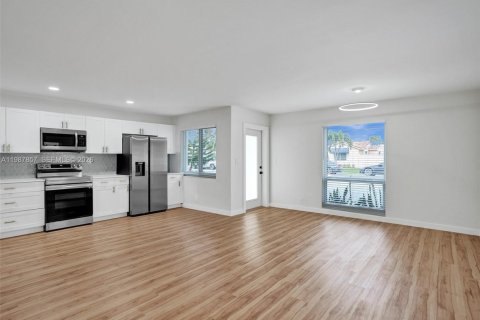 Appartement à louer à Fort Lauderdale, Floride: 3 chambres, 130.06 m2 № 2051159 - photo 8