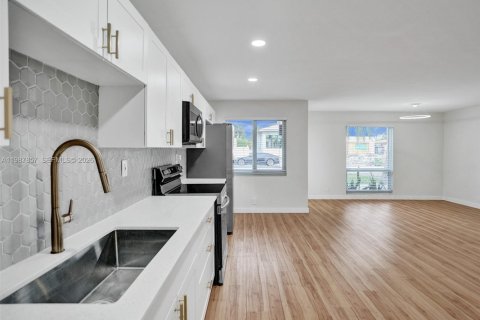 Appartement à louer à Fort Lauderdale, Floride: 3 chambres, 130.06 m2 № 2051159 - photo 11