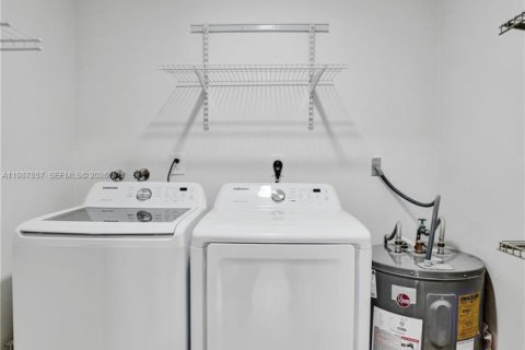 Appartement à louer à Fort Lauderdale, Floride: 3 chambres, 130.06 m2 № 2051159 - photo 6