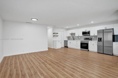 Appartement à louer à Fort Lauderdale, Floride: 3 chambres, 130.06 m2 № 2051159 - photo 7