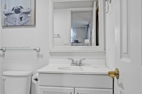 Condominio en venta en Sunny Isles Beach, Florida, 2 dormitorios, 126.07 m2 № 1941998 - foto 25