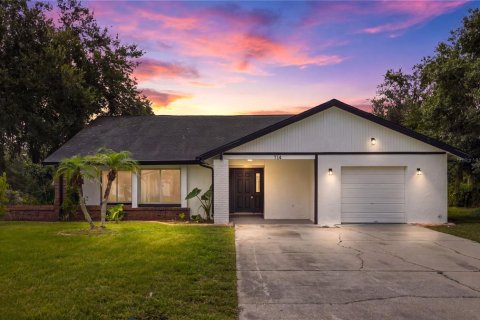 House in Poinciana, Florida 3 bedrooms, 157.56 sq.m. № 2287410 - photo 3
