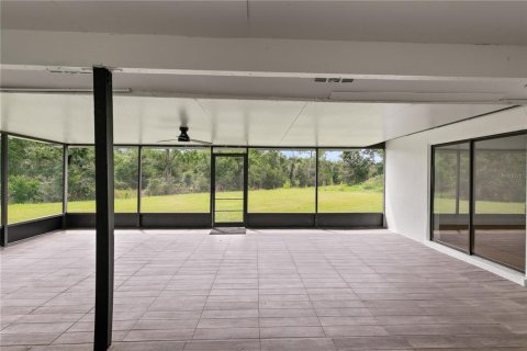 House in Poinciana, Florida 3 bedrooms, 157.56 sq.m. № 2287410 - photo 26