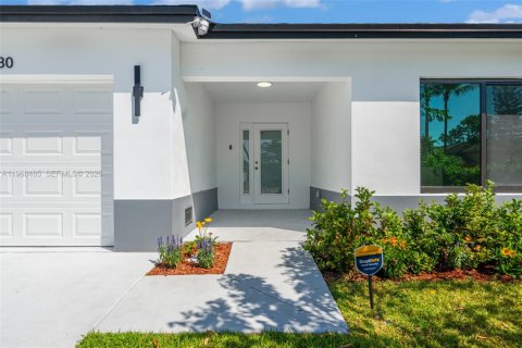 Casa en venta en Fort Lauderdale, Florida, 3 dormitorios № 2030479 - foto 3