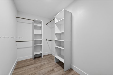 Casa en venta en Fort Lauderdale, Florida, 3 dormitorios № 2030479 - foto 25