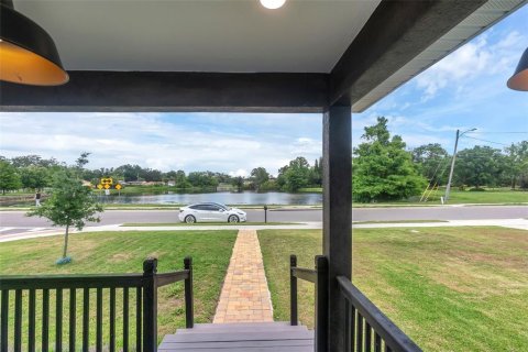 House in Orlando, Florida 4 bedrooms, 172.8 sq.m. № 1749696 - photo 6