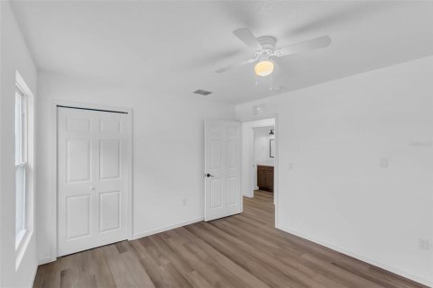 House in Orlando, Florida 4 bedrooms, 172.8 sq.m. № 1749696 - photo 22