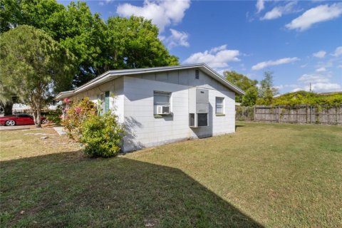 Immobilier commercial à vendre à Winter Haven, Floride: 11 chambres, 419.73 m2 № 1591638 - photo 9