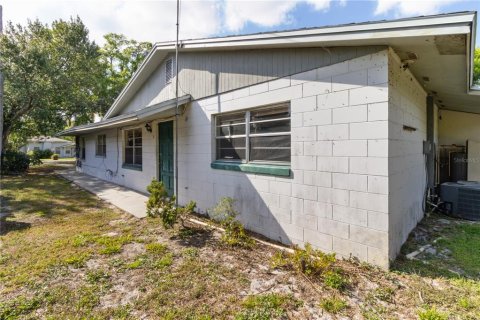 Immobilier commercial à vendre à Winter Haven, Floride: 11 chambres, 419.73 m2 № 1591638 - photo 18
