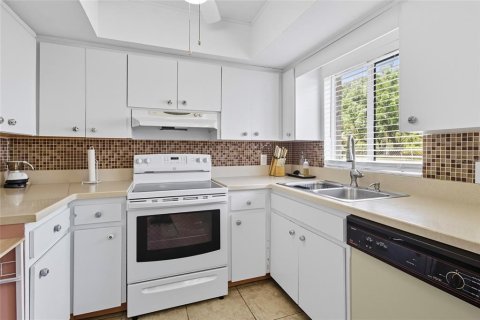 Touwnhouse à vendre à Lakeland, Floride: 2 chambres, 121.33 m2 № 1915718 - photo 17