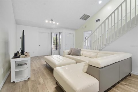 Touwnhouse à vendre à Lakeland, Floride: 2 chambres, 121.33 m2 № 1915718 - photo 11