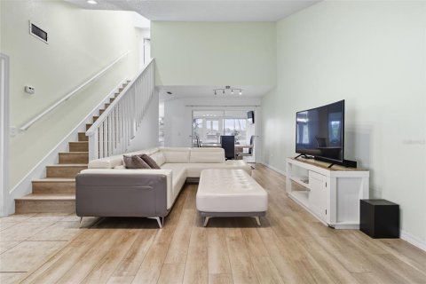 Touwnhouse à vendre à Lakeland, Floride: 2 chambres, 121.33 m2 № 1915718 - photo 9