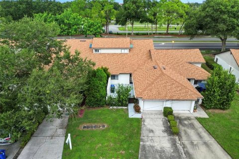 Touwnhouse à vendre à Lakeland, Floride: 2 chambres, 121.33 m2 № 1915718 - photo 1