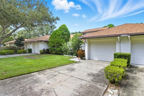 Touwnhouse à vendre à Lakeland, Floride: 2 chambres, 121.33 m2 № 1915718 - photo 4
