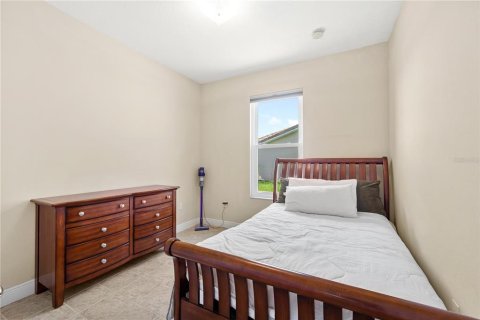 House in Kissimmee, Florida 4 bedrooms, 242.38 sq.m. № 2325247 - photo 26