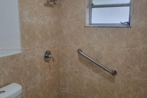 Снять в аренду кондоминиум в Майами, Флорида 1 спальня, 51.84м2, № 2254739 - фото 6