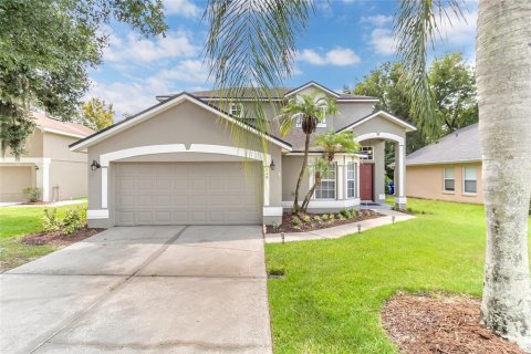 House in Lake Mary, Florida 3 bedrooms, 224.64 sq.m. № 2324950