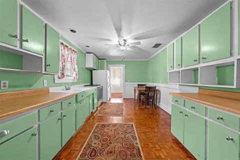 House in Kissimmee, Florida 2 bedrooms, 97.36 sq.m. № 2391447 - photo 5