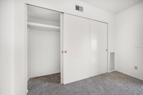 Condo in Clearwater, Florida, 1 bedroom  № 1885606 - photo 14